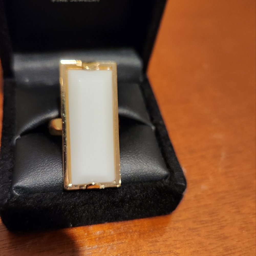Ring - Picture 5 of 5